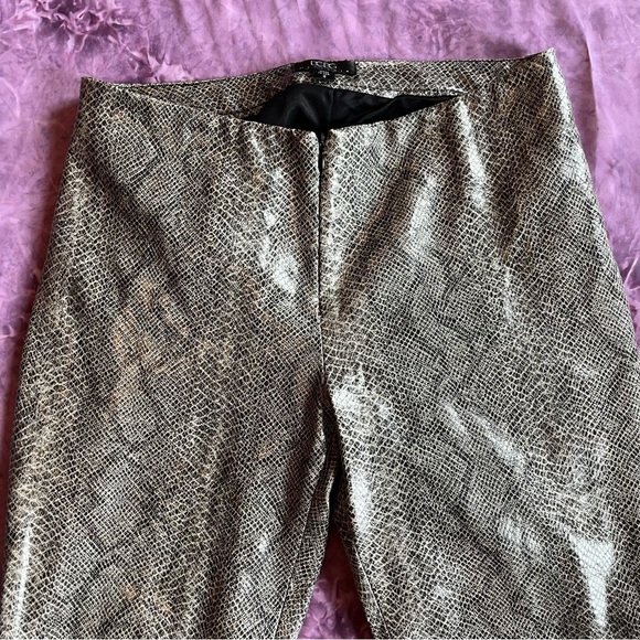 Vintage Y2K ‘BCBG Max Azria Gray Faux Python Snakeskin Hip Hugger Pants size 8 - Picture 2 of 7